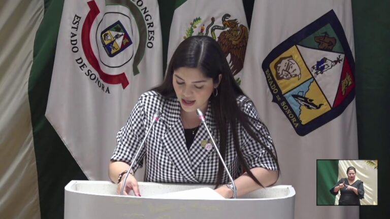 Propuesta de diputados en Sonora busca proteger a galleros y animales