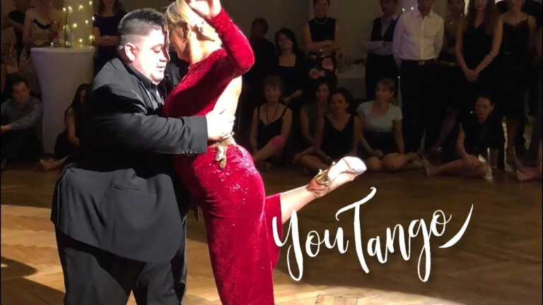 Alejandra Saga&oacute;n destaca en el extranjero con su proyecto sobre monos aulladores en Campeche